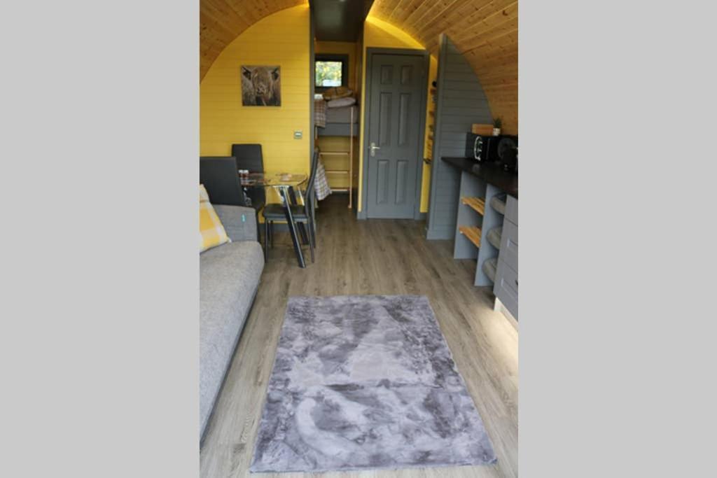 فيلا Glampods Glamping Pod - Meet Highland Cows And Sheep إلجين المظهر الخارجي الصورة